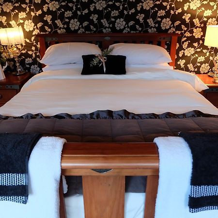 Mt Maude Country Lodge Lake Hāwea Dış mekan fotoğraf