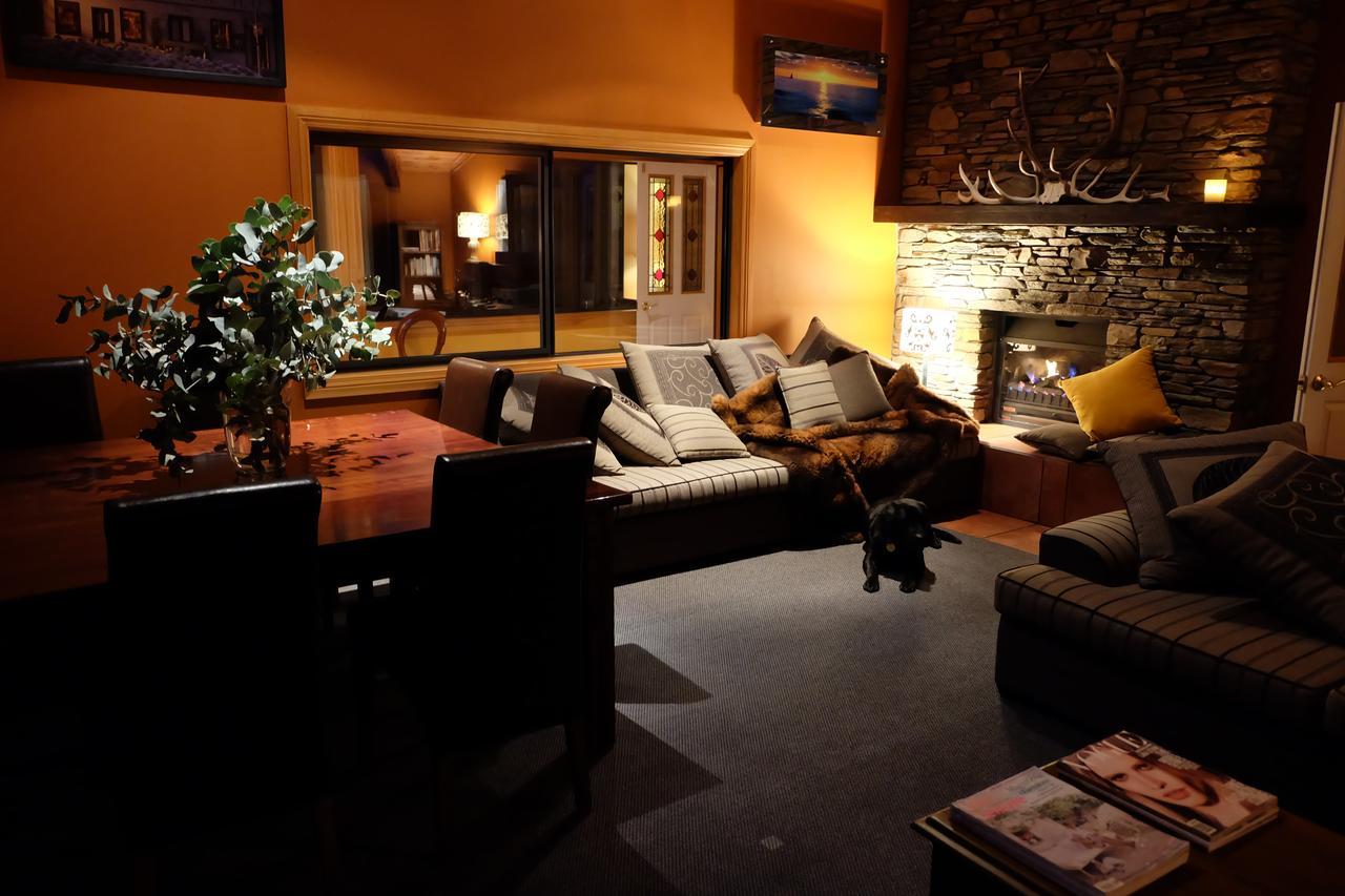 Mt Maude Country Lodge Lake Hāwea Dış mekan fotoğraf