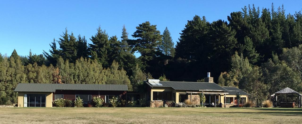 Mt Maude Country Lodge Lake Hāwea Dış mekan fotoğraf